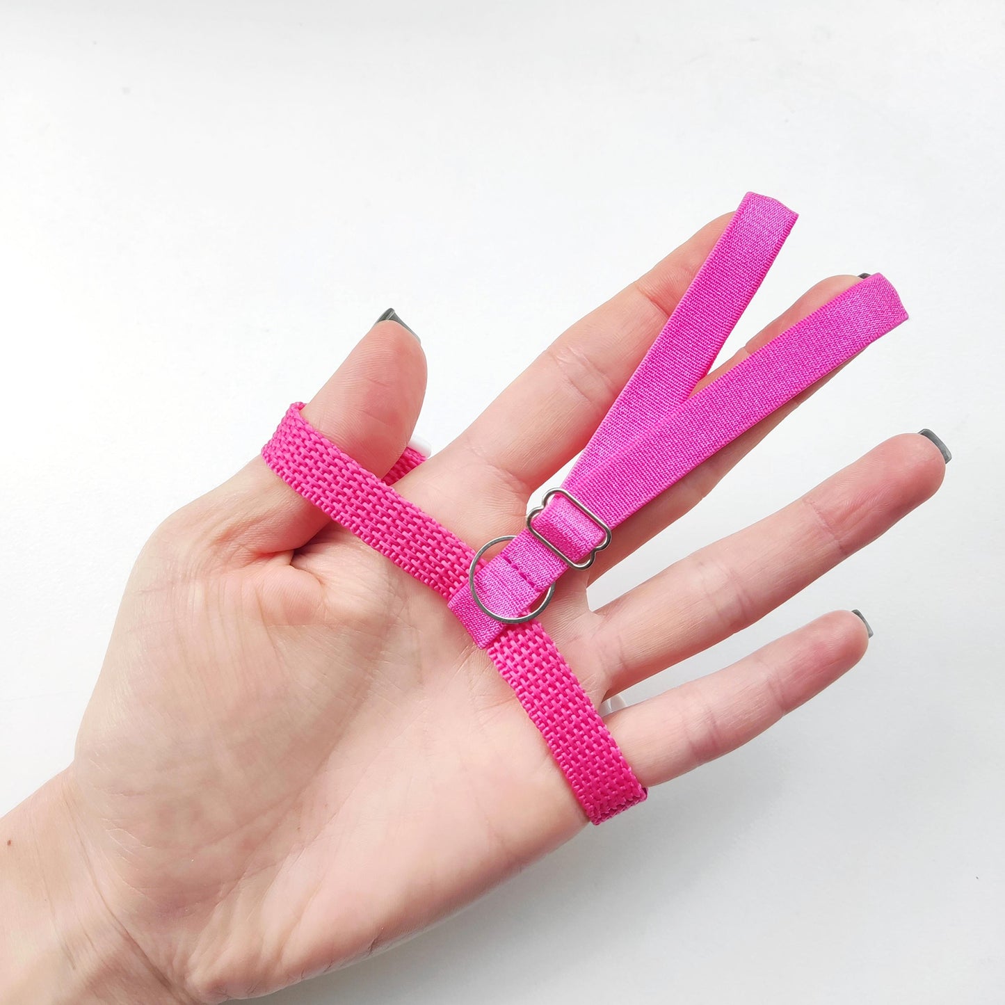 Pigeon Harness "Sophie" - Bird Flight Harness with Soft-brake Leash Extender - Hot Pink and White