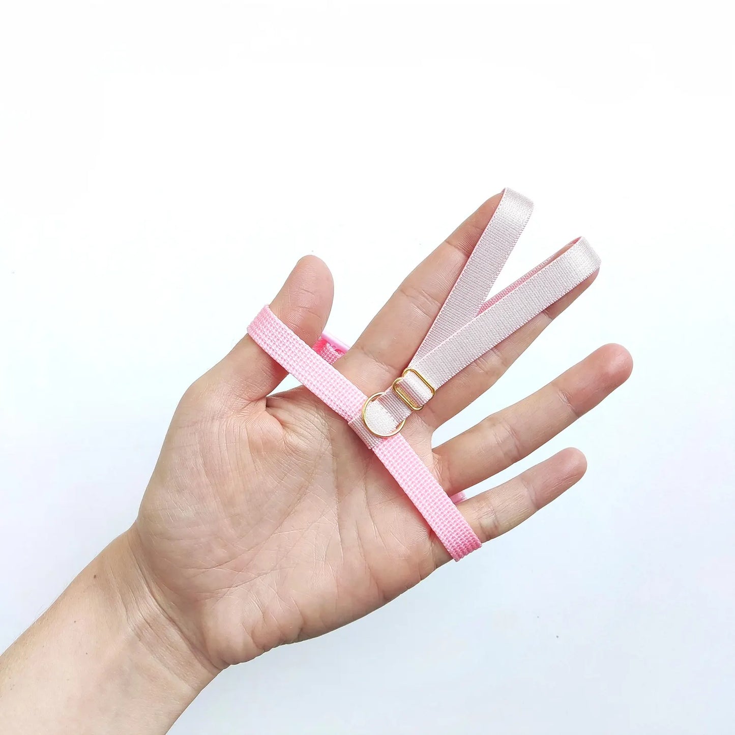 Pigeon Harness "Sophie" - Bird Flight Harness with Soft-brake Leash Extender - Baby Pink